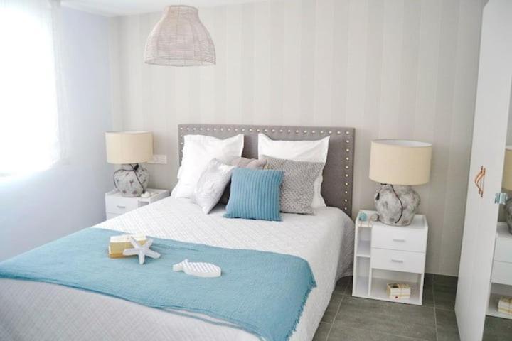 Chic Home With Garage Almunecar San Cristobal מראה חיצוני תמונה