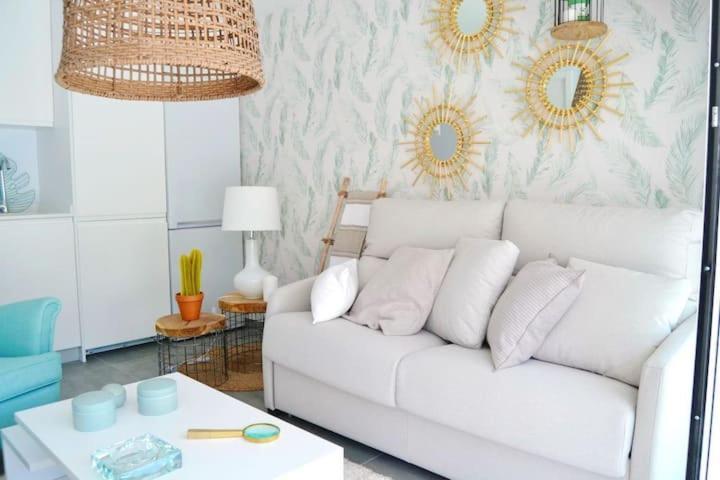 Chic Home With Garage Almunecar San Cristobal מראה חיצוני תמונה